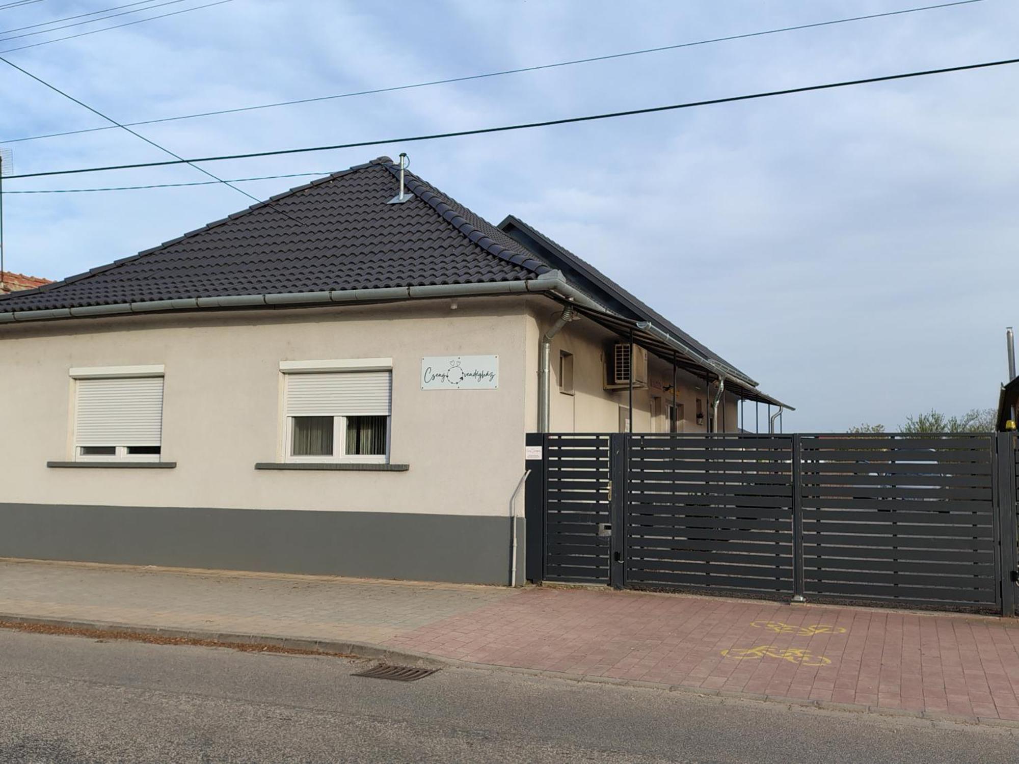 Csengő Vendégház Kiskoros Extérieur photo